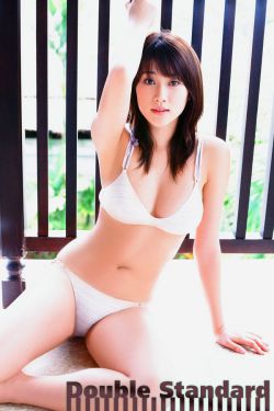 美女脱一光二净18以上